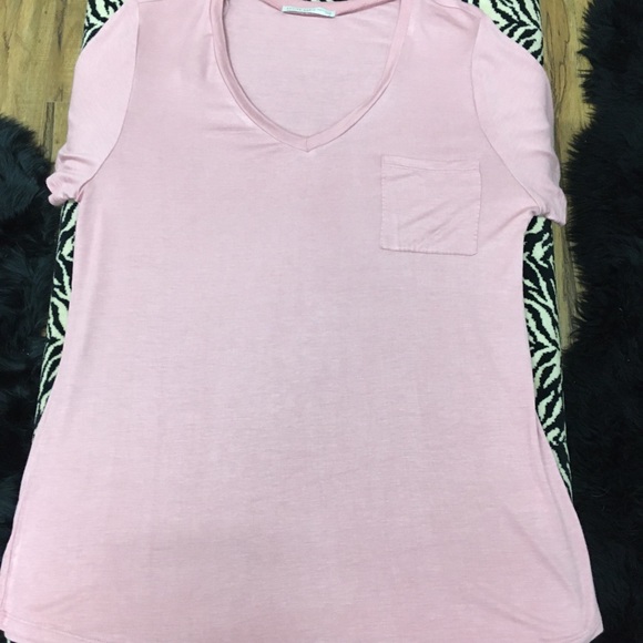 •Rose Active Basic Tee - Picture 2 of 8